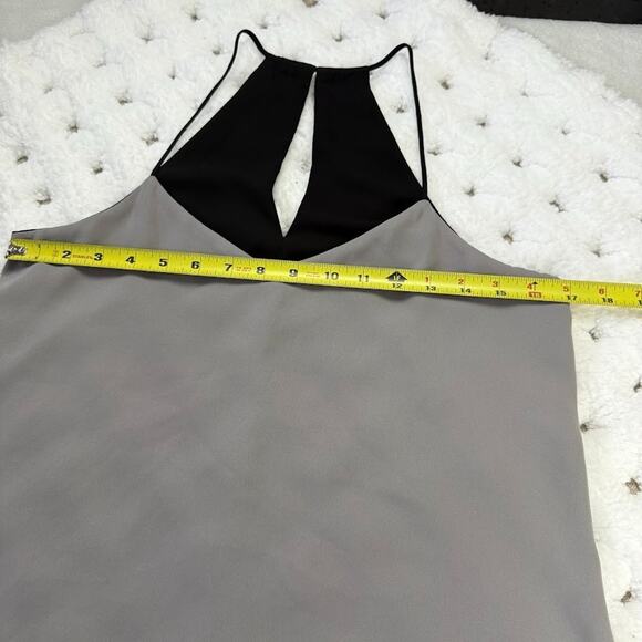Express Gray and Black Halter soft Blouse Size S keyhole neckline -W/O tags - Picture 4 of 6